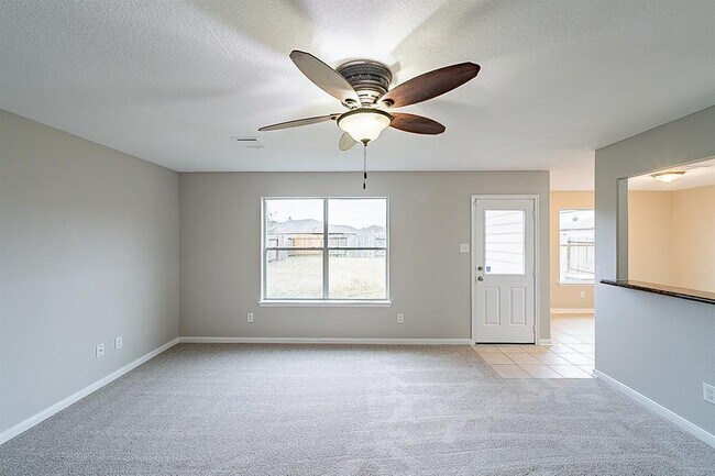Building Photo - 28877 San Bernard River Loop