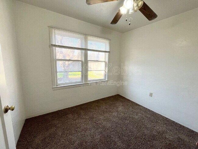 Building Photo - 2135 Orchard Ln