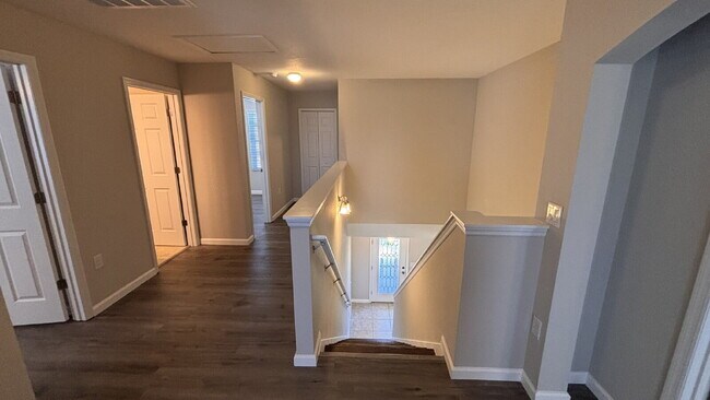 Building Photo - 1309 Corbett Ln