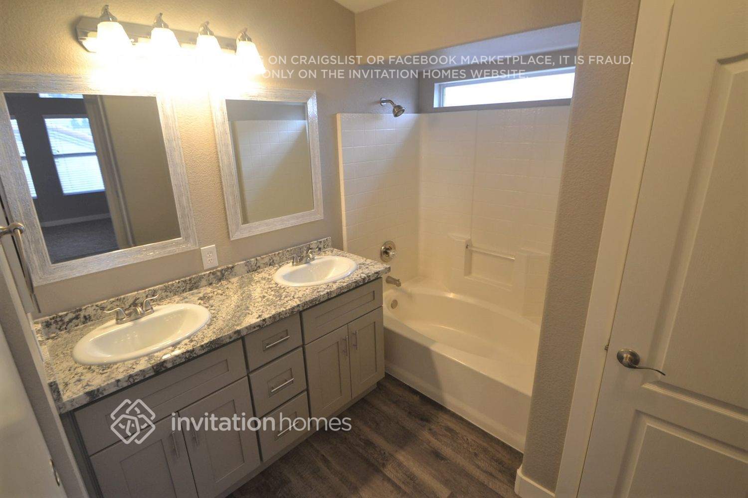Building Photo - 9549 Cactus Club Dr