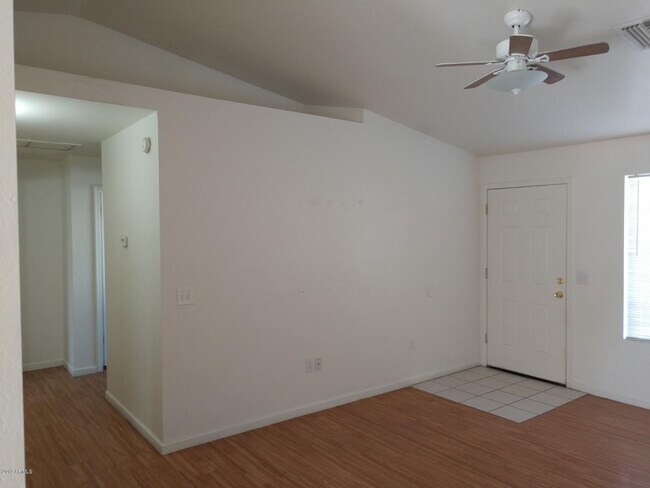 Building Photo - 6711 W Osborn Rd