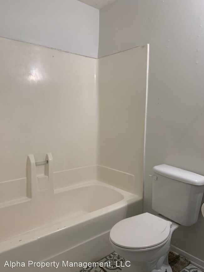 Building Photo - 1 br, 1 bath House - 3720 West Capitol Str...