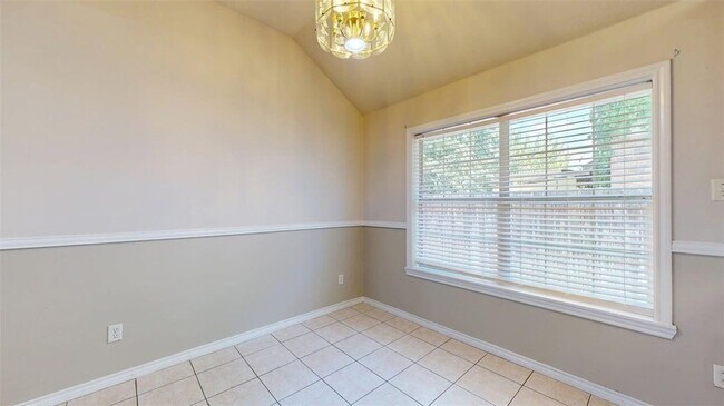 Building Photo - 235 Stuttgart Cir
