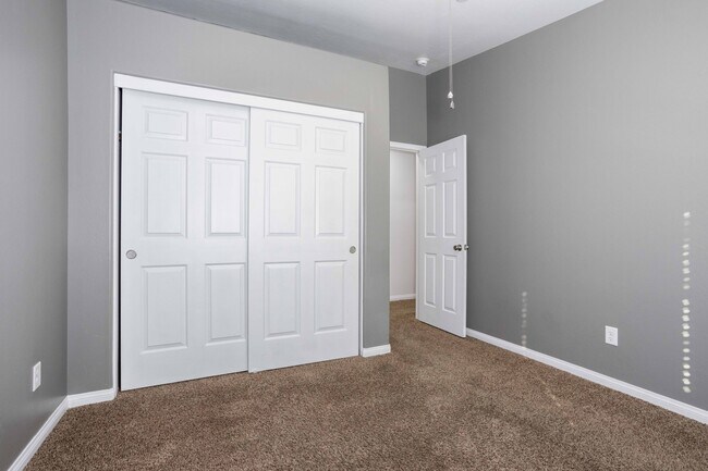 Building Photo - 6212 Ajooni Ct