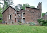 Building Photo - 4416 Sharon Chase Dr