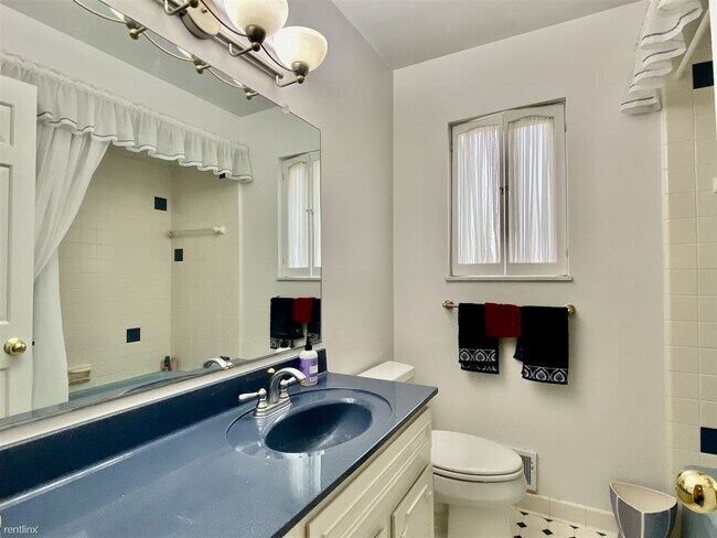 Building Photo - 3 br, 2 bath House - 306 Edison Ave