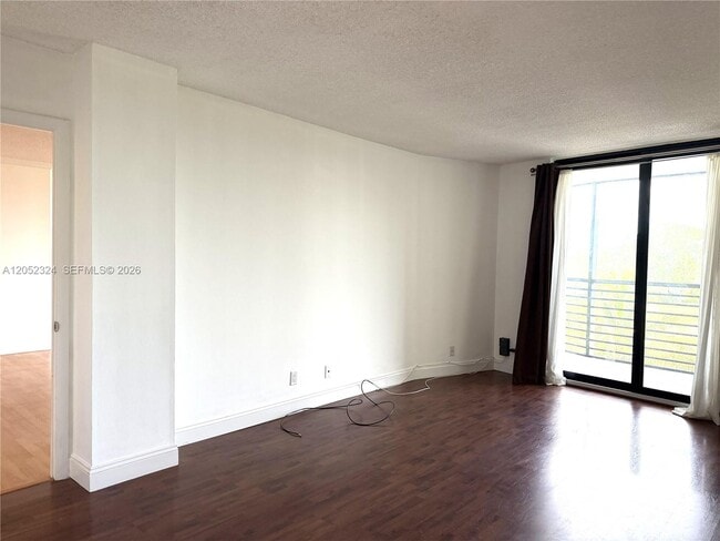 Building Photo - 3800 N Hills Dr