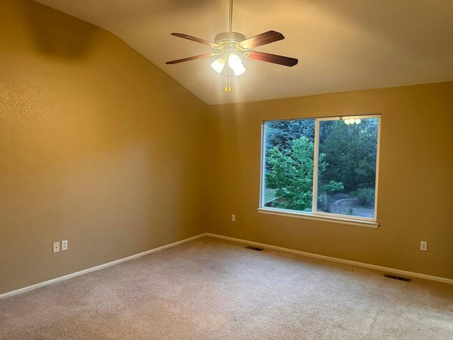 Building Photo - 10237 Willowbridge Way