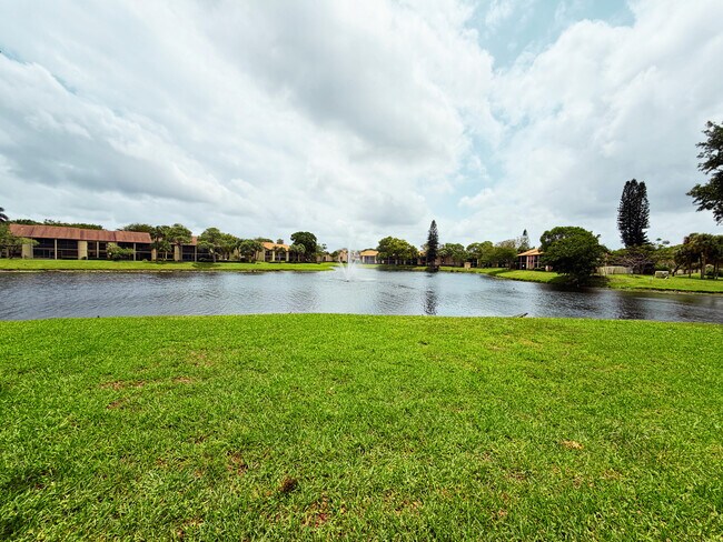 Building Photo - 1244 S Military Trail
