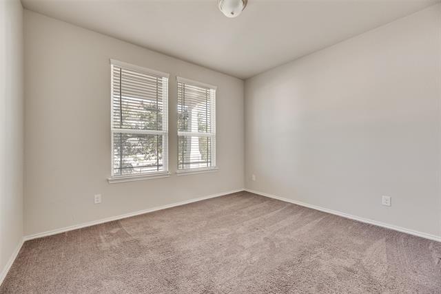 Building Photo - 5913 Hopkins Dr