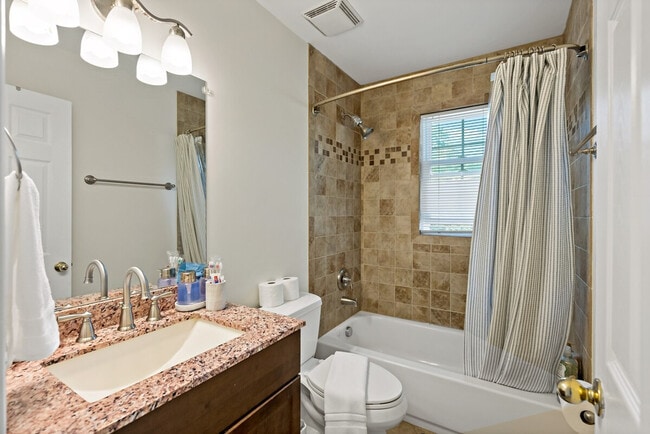 Building Photo - 6505 Columbia Pike