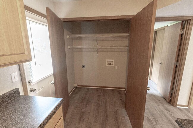 Building Photo - 2117 N Ballenger Ln