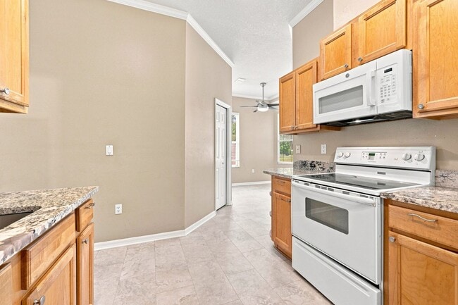 Building Photo - 7505 Wimpole Dr