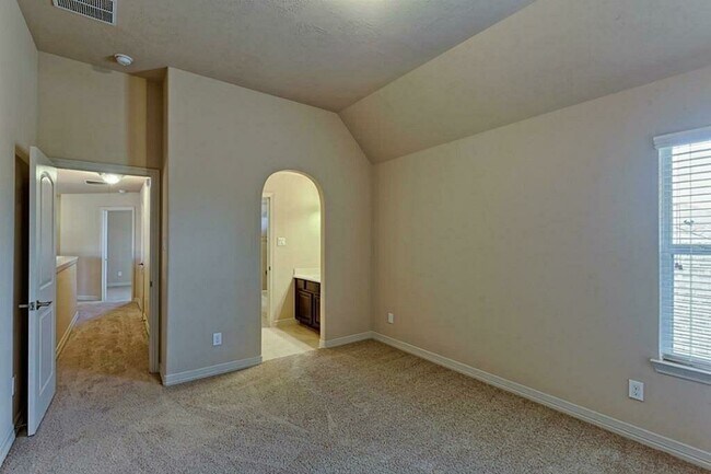 Building Photo - 2104 Pearl Bay Ct