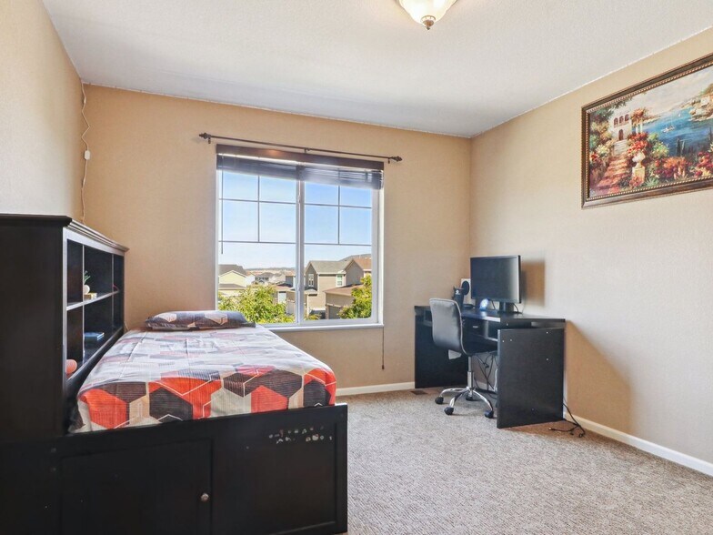 Building Photo - 17564 E Neu Towne Cir