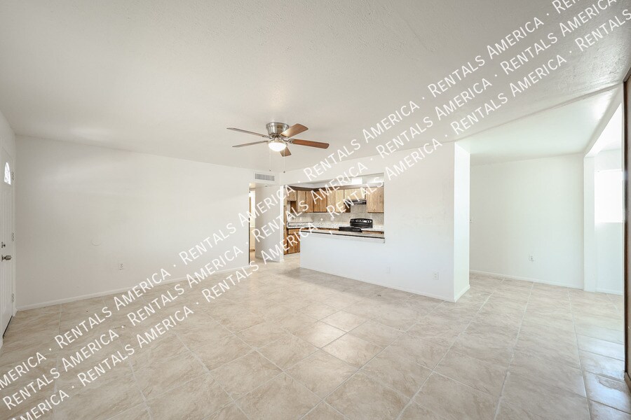 Building Photo - 410 N Ironwood-
