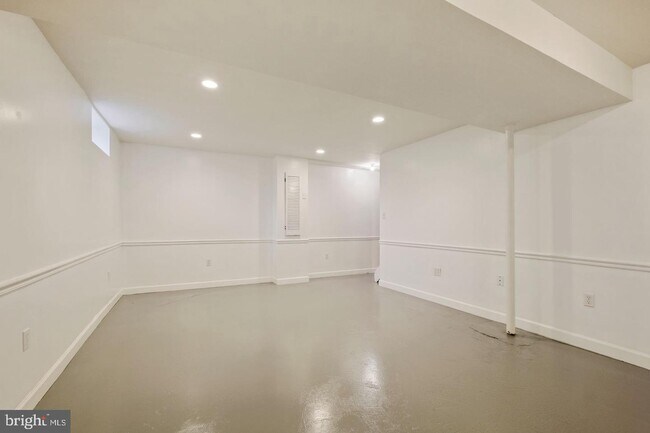 Building Photo - 12236 Stoney Bottom Rd