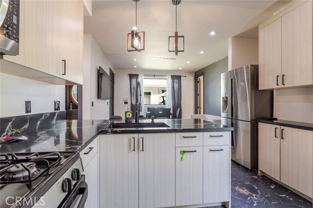 Building Photo - 8252 Morse Ave