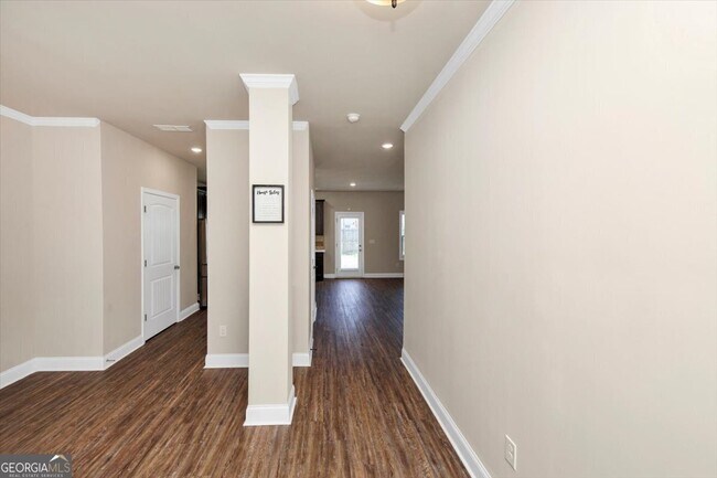 Building Photo - 2375 Walker Dr