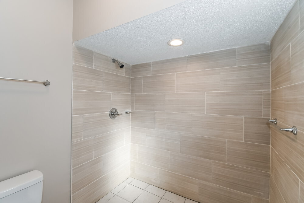 Building Photo - 7631 Collins Ridge Blvd