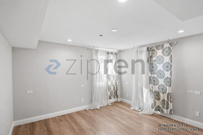 Building Photo - 1128 Adeline St