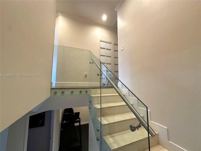 Building Photo - 8371 SW 124th Ave.