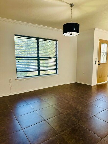 Building Photo - 7605 Marble Crest Dr