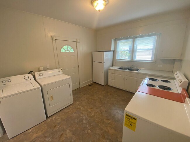 Building Photo - Historic home two blocks from Duke East — with a private fenced yard that's all yours.