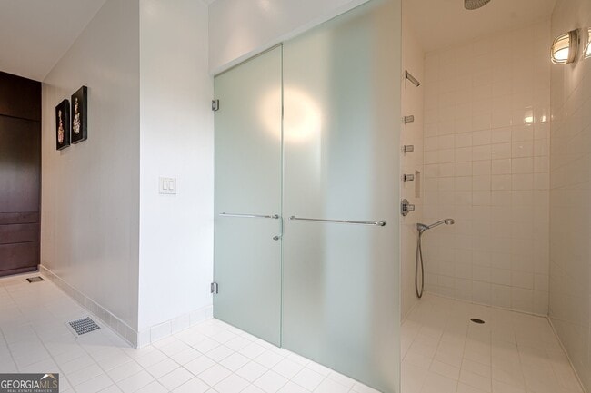 Building Photo - 2269 Briarwood Hills Dr NE