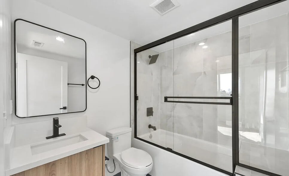 Building Photo - 3208 W 18th St