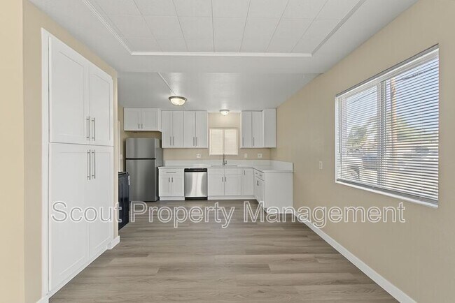 Building Photo - 230 W Whittier Ave