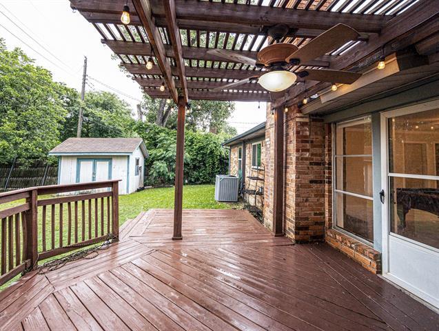 Building Photo - 14520 Shoredale Ln