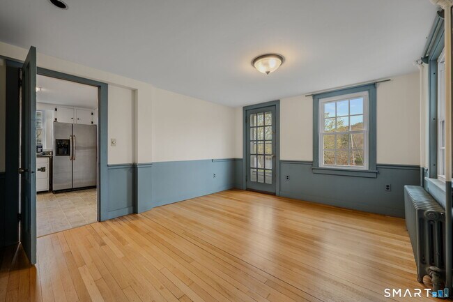 Building Photo - 260 Hamburg Rd