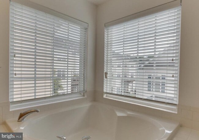 Building Photo - 4597 Barringer Pl