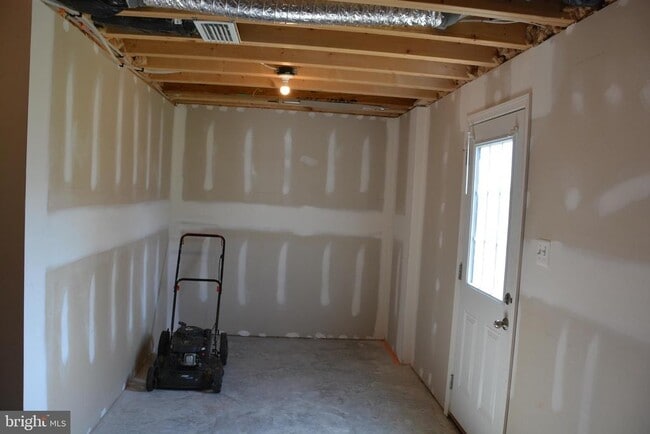 Building Photo - 14 Tadpole Landing Rd