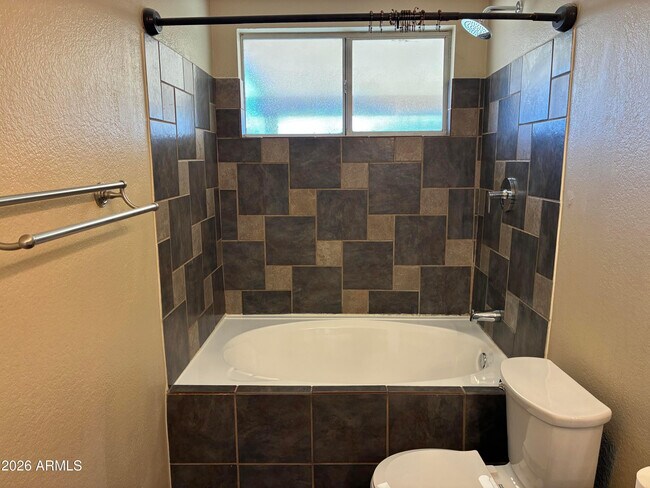 Building Photo - 8981 W Maryland Ave