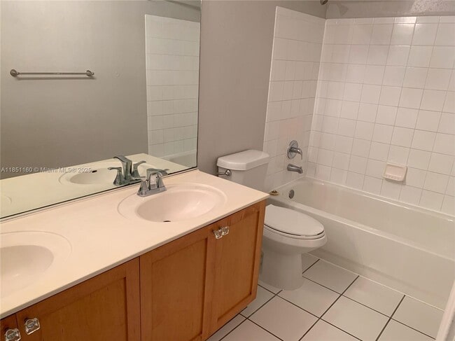 Building Photo - 10911 Jewel Box Ln