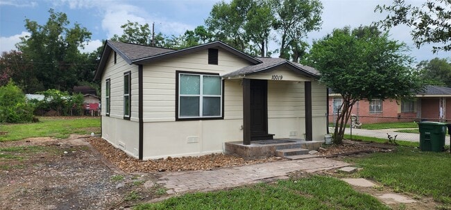 Primary Photo - 10019 Porto Rico Rd