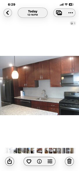 Building Photo - 702 S Darien St