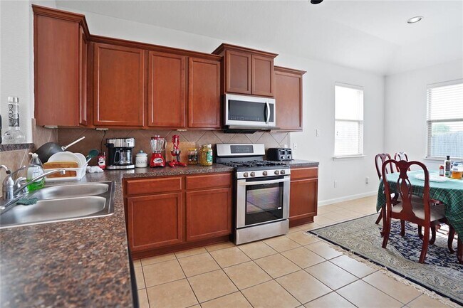 Building Photo - 22322 Albee Dr