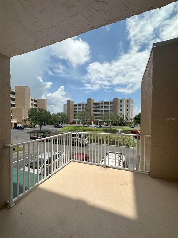 Building Photo - 6495 Shoreline Dr