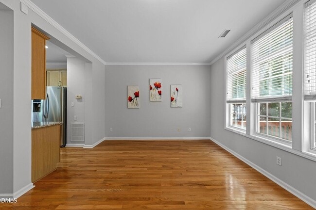 Building Photo - 6809 Middleboro Dr