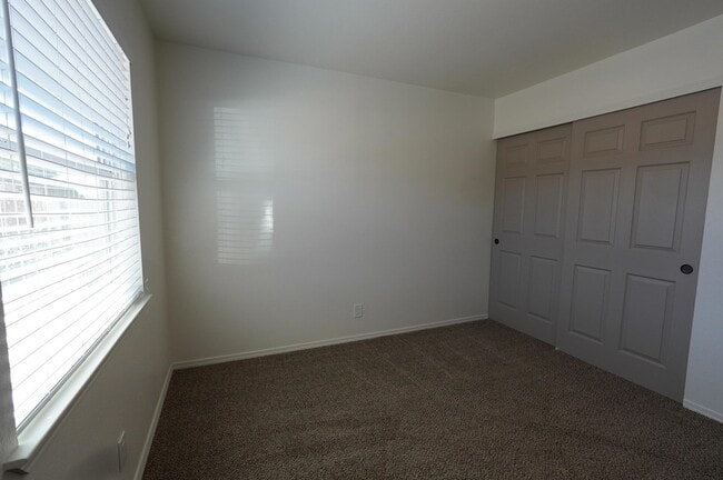 Building Photo - 6501 Dungan St NE