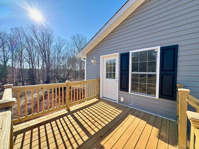 Building Photo - The Home You’ve Been Searching For!