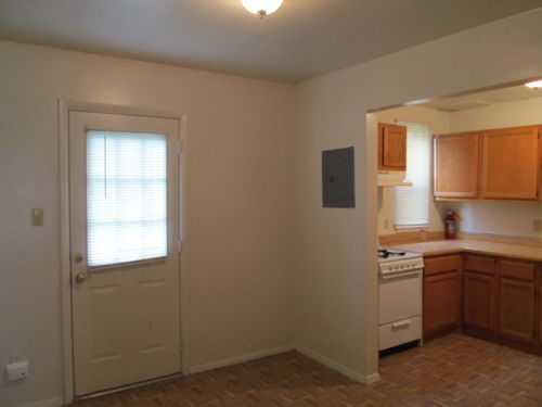 Building Photo - 1114 Chisholm Cir
