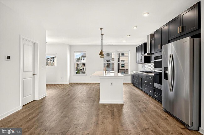 Building Photo - 20957 Bluebird Sq
