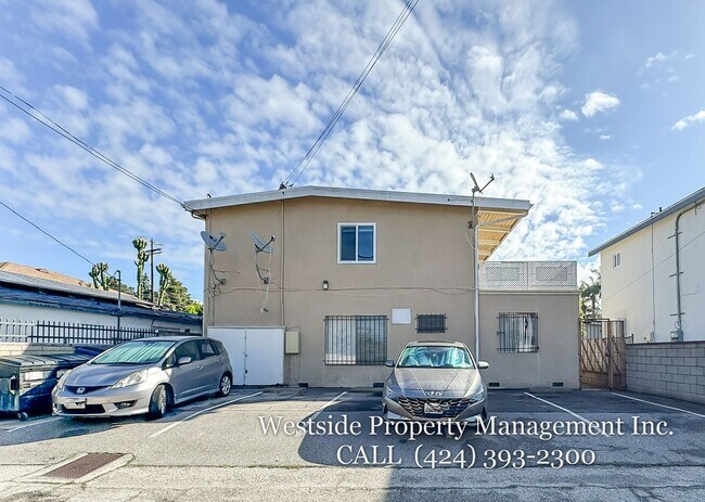 Building Photo - 5319 Inglewood Blvd