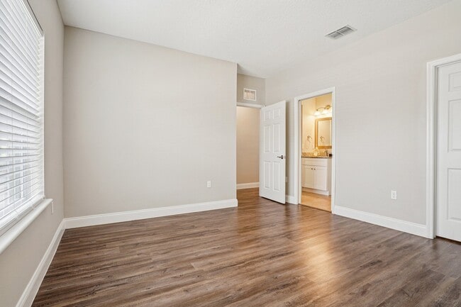 Floorplan - Eleven Oaks