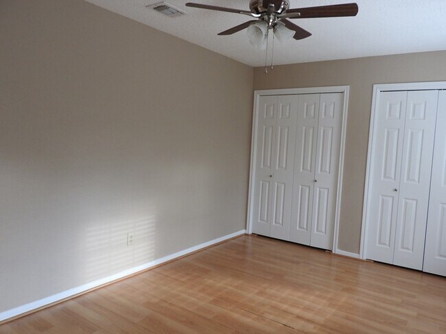 Building Photo - 3015 Cotter Lake Cir