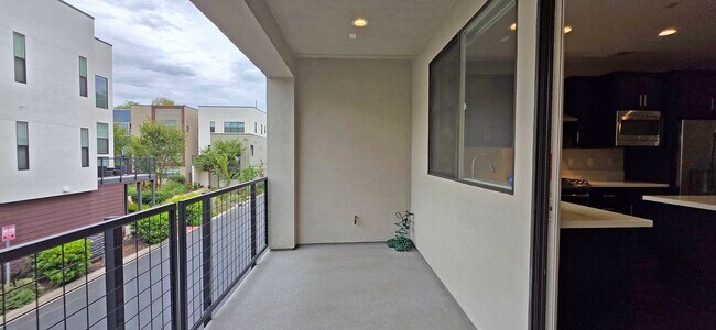 Building Photo - 409 10th St